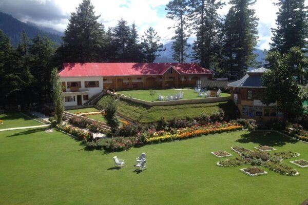 Pine Park Resort Shogran