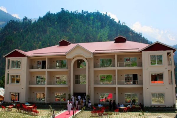 Maria Hotel And Resort Kalam