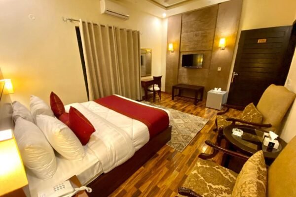 Shelton’s Rezidor Lahore