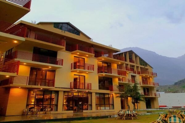 naran kaghan Luxury Tour