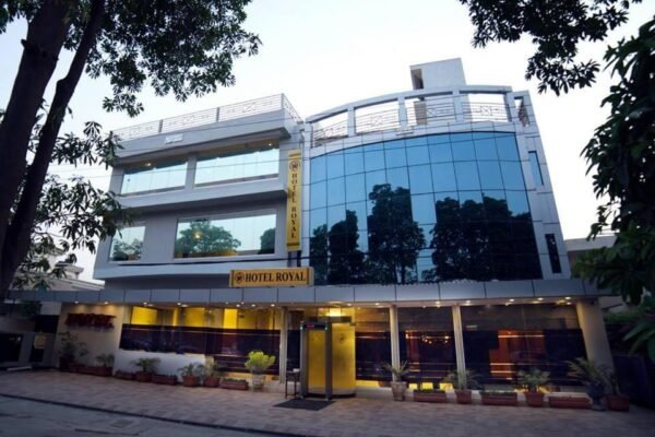 Hotel Royal Lahore