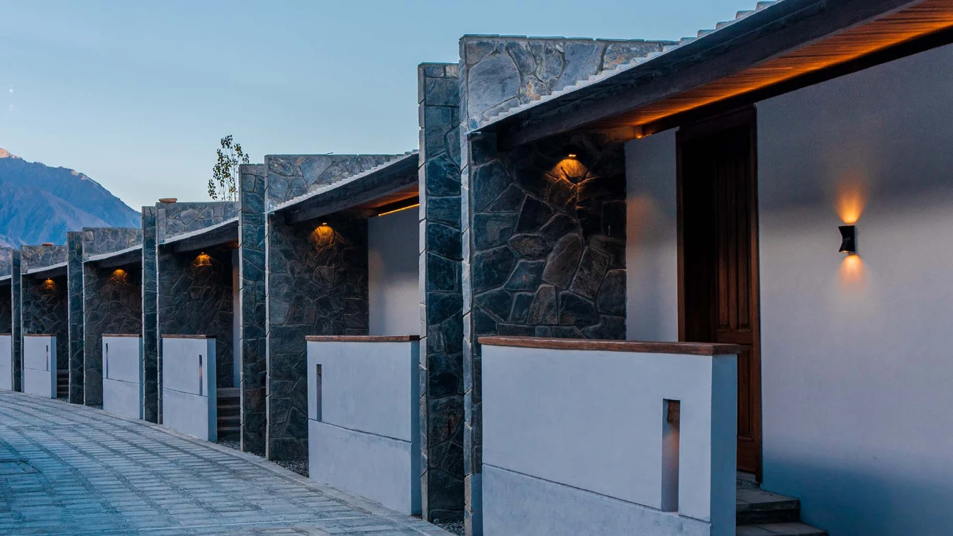 sakardu bulk 5 star hotel rooms